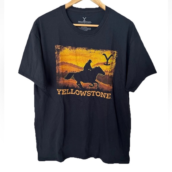 Yellowstone Western Cowboy Horse Black Short Sleeve T-Shirt NWOT Size Large - Picture 1 of 6